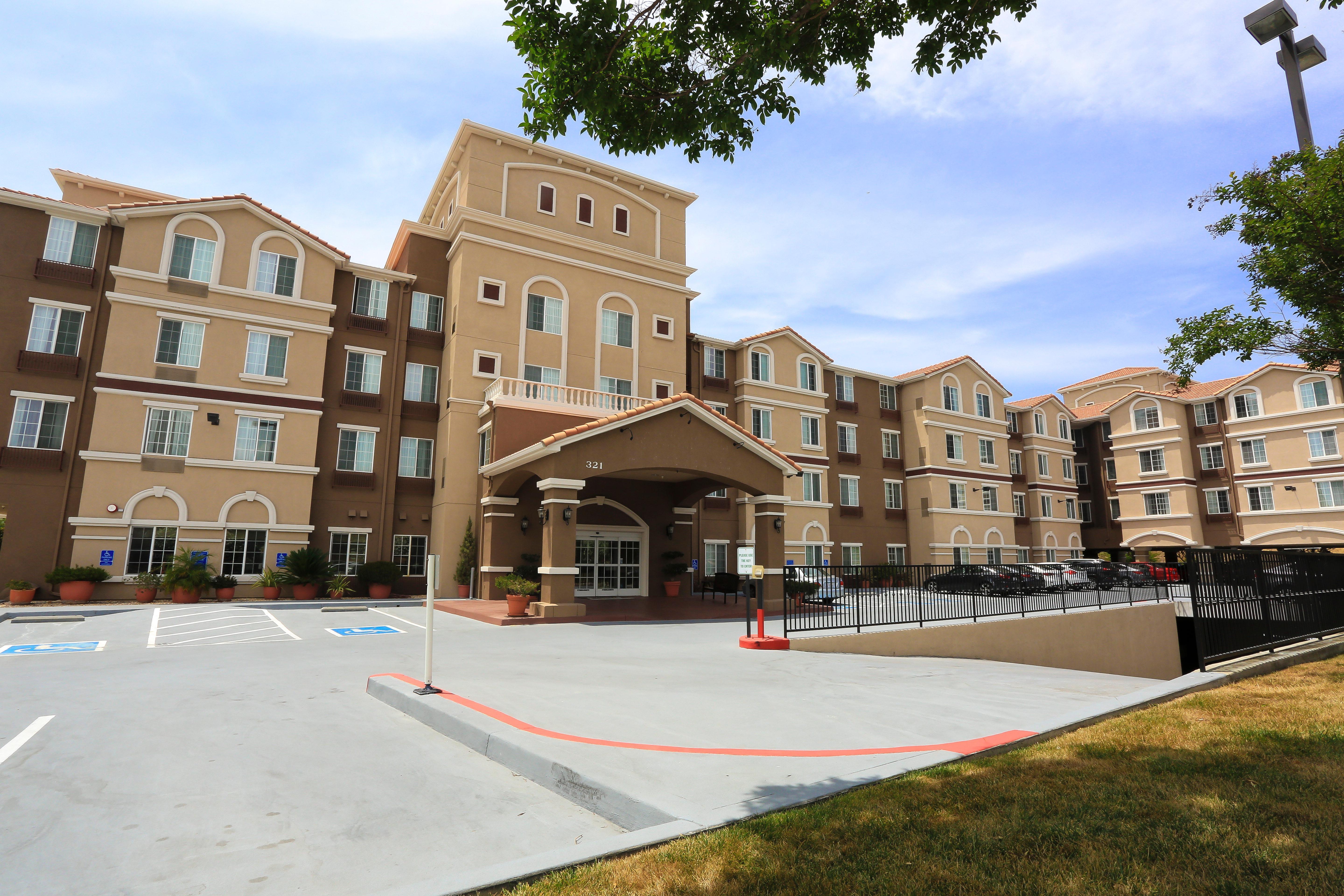 Staybridge Suites Silicon Valley - Milpitas By Ihg Exterior photo